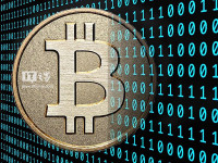 比特币减半前夜:币价破万,矿机厂商却在5折大清仓,狂热背后危机四伏?