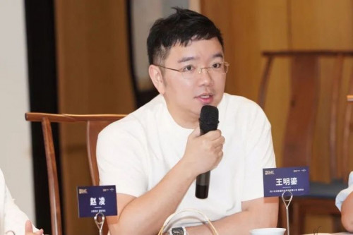 专访胡润富豪王明鎏:当挖矿不再暴利,我们该如何稳着陆?